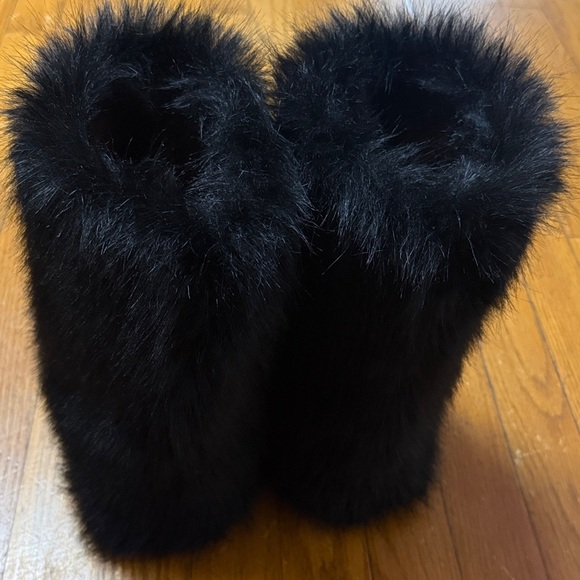 Source Unknown Black Faux Fur Winter Boots - Picture 8 of 13